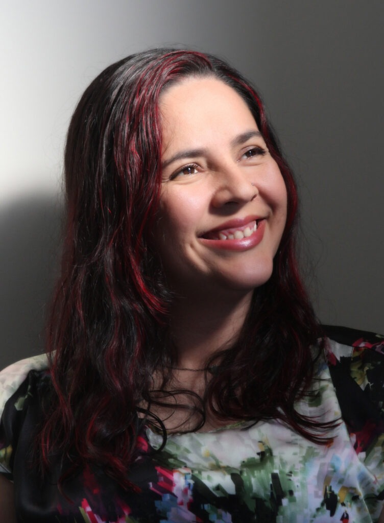 Sarah McArthur Headshot (1)